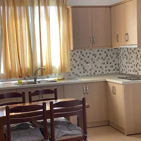Apartament Demiraj Sarande *