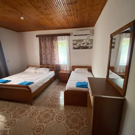 Demiraj Sarande *