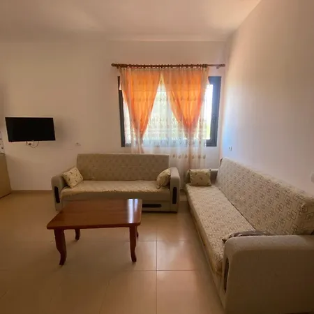 Demiraj Sarande * Ksamil