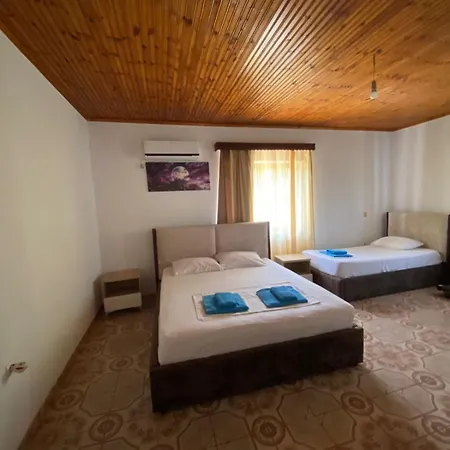 Demiraj Sarande Apartament *